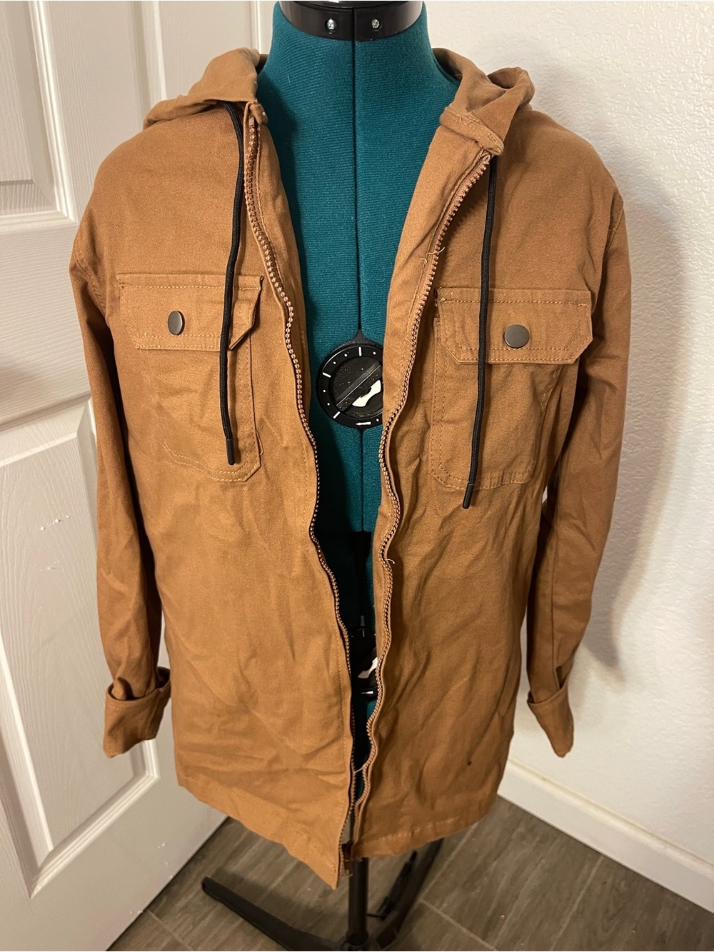 Men's Lightweight Hooded Shirt Jacket in Brown